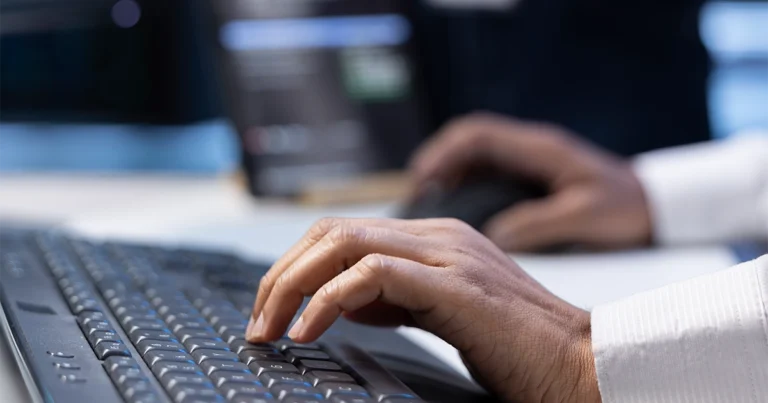 Assistenza Tecnica Informatica e Telefonia: 5 Soluzioni Specializzate per Privati e Aziende